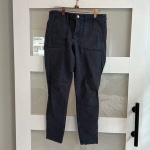 Loft size 6 Navy Pants